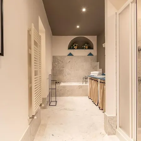 Marble - A Pochi Passi Dal Centro E Dalla Stazione