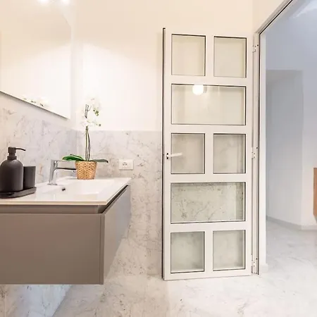 Appartamento Marble - A Pochi Passi Dal Centro E Dalla Stazione Siena